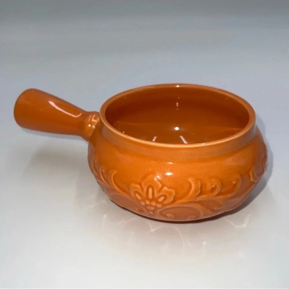 Set of 2 Soup Crocks Yellow and Orange Embossed Glazed 13oz with Handles‎ - Picture 10 of 13